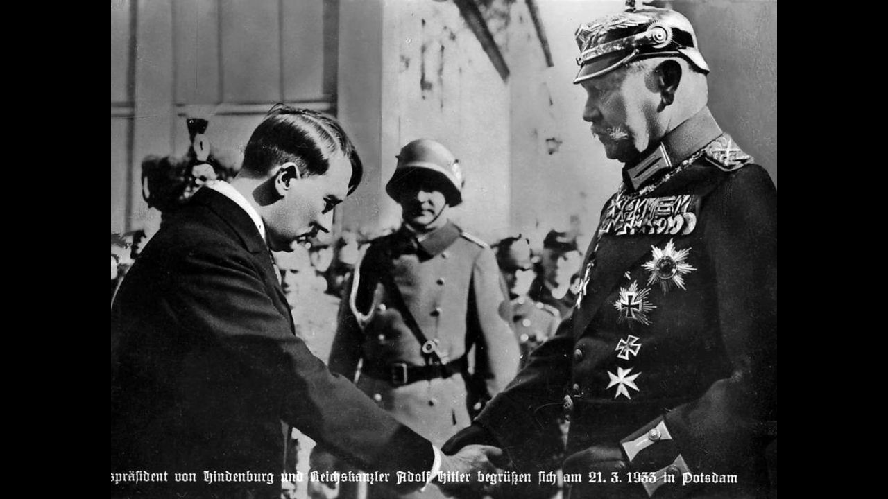 Приход фашистов в германии. Пауль фон Гинденбург рейхспрезидент. Пауль Гинденбург 1930.