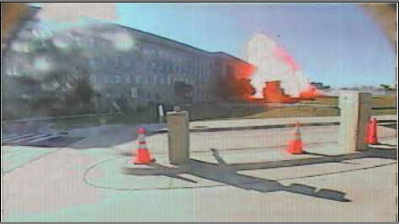 Теракт видео от первого лица. 9 11 Пентагон. Пентагон 11 сентября. Пентагон 9 11 2001. 11 Сентября 2001 башни Пентагон.