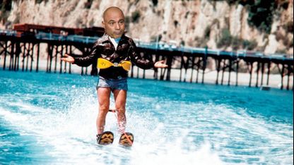 JOE ROGAN JUMPS THE SHARK?!?! WEIGHS IN ON VOTE ISSUE